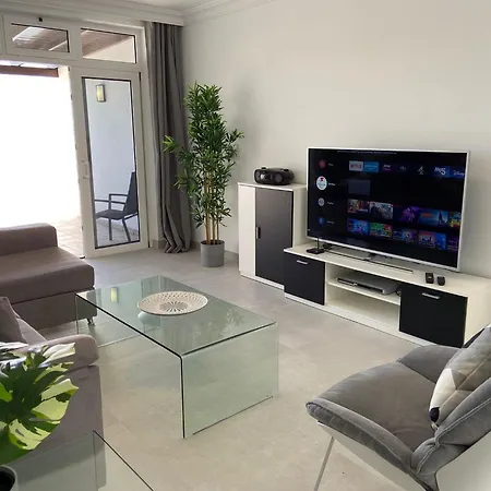Apartment A6 Caleton Blanco